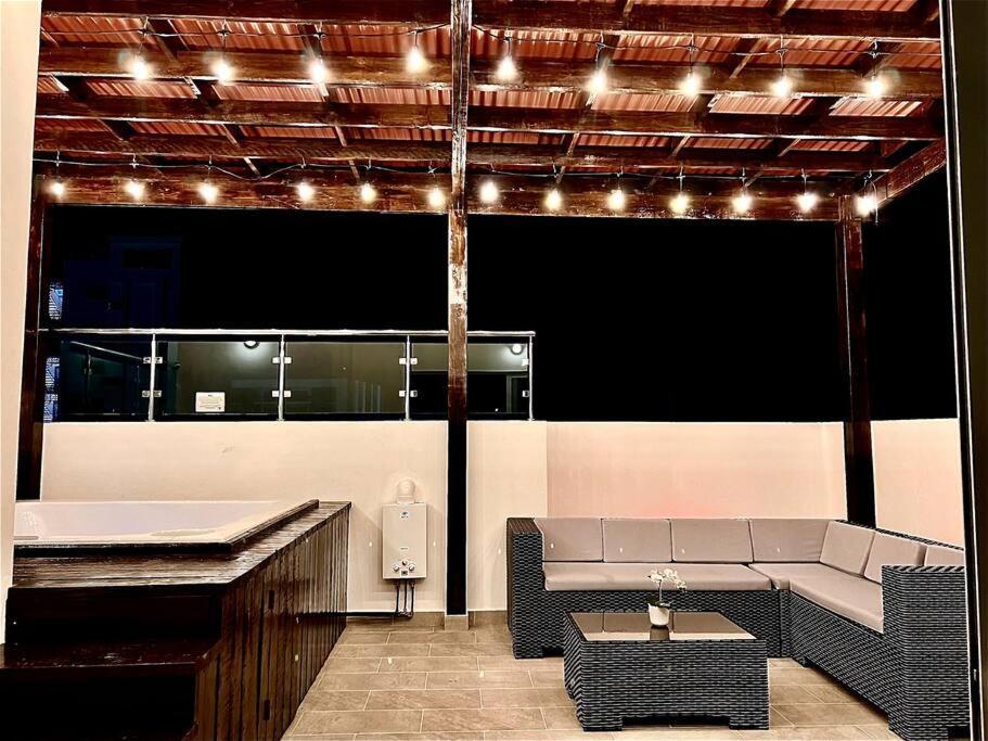Appartement Outstanding Pent House W/Jacuzzi à Santiago De Los Caballeros Extérieur photo